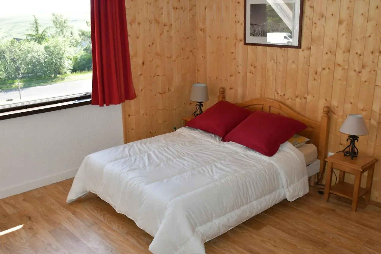 Grand Studio 6 Pers. Super Besse, Residence *** 0*, Besse-et-Saint-Anastaise France